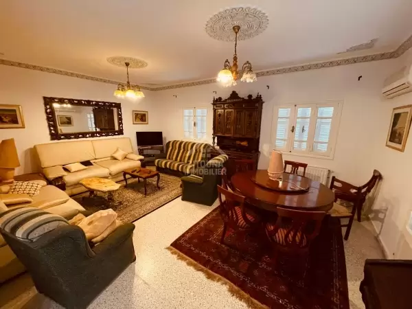 Une villa S+4 à louer à Gammarth Harrouch