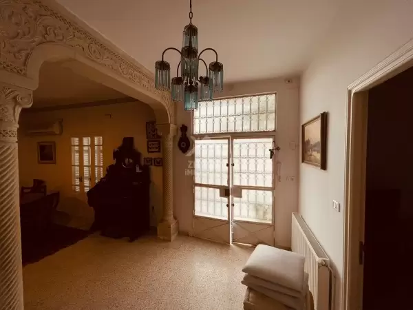 Une villa S+4 à louer à Gammarth Harrouch