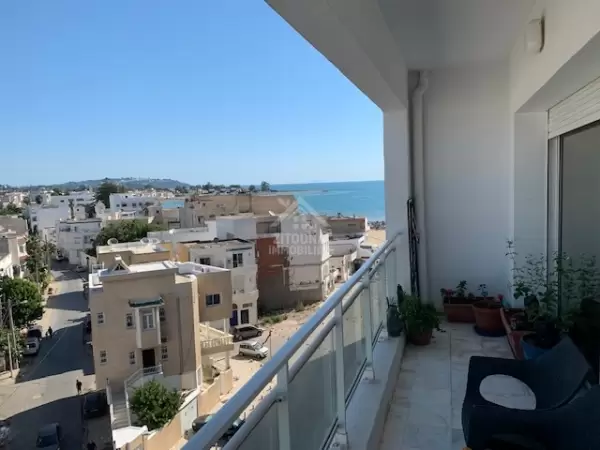 A vendre un bel appartement avec une vue sur mer à Kheireddine