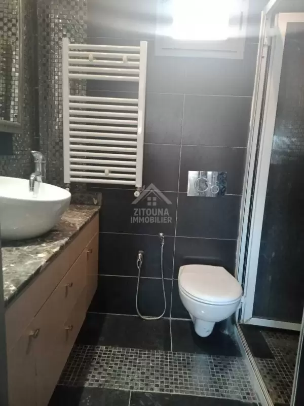 A louer un appartement jamais habite à la Marsa ville
