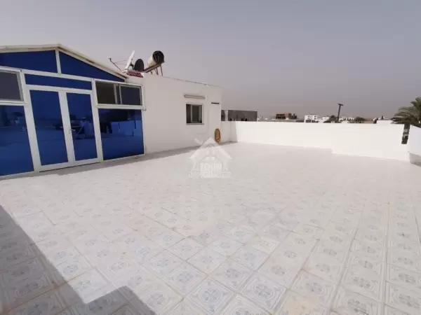 A vendre une belle villa à Raoued plage