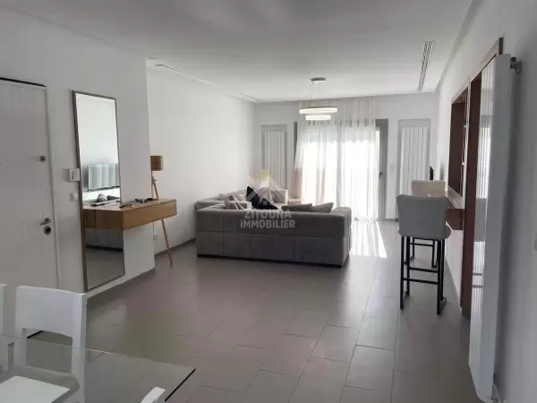 A louer un beau Duplex S3 avec piscine aux Berges du Lac 2