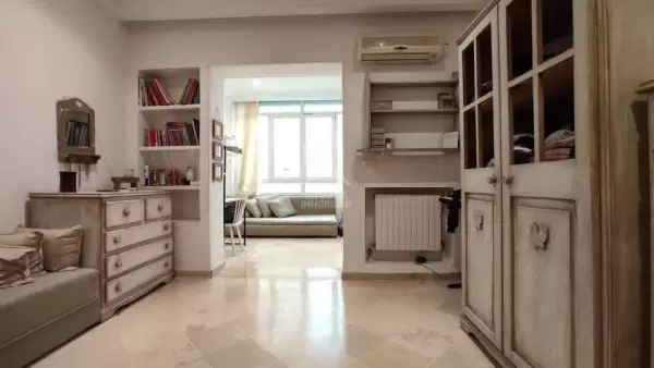 A louer un appartement S+3 aux Berges du Lac 1