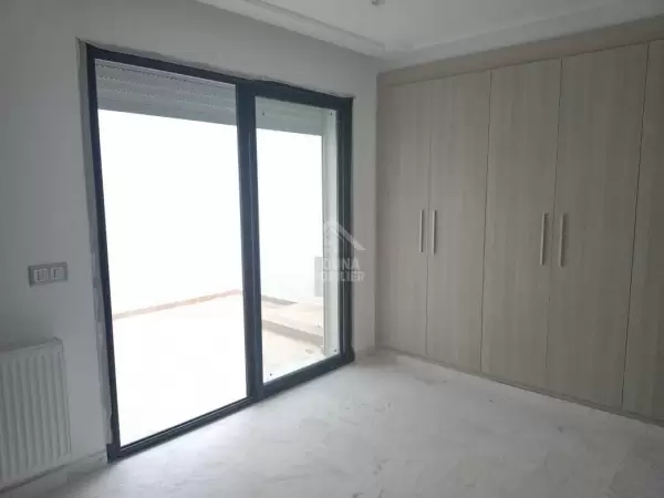 A louer un appartement S+2 à la Marsa plage