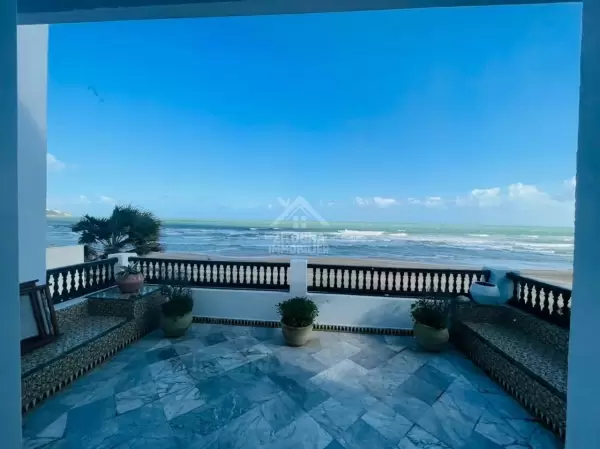 Un appartement meublé avec une belle vue sur mer à louer à la Marsa Cube