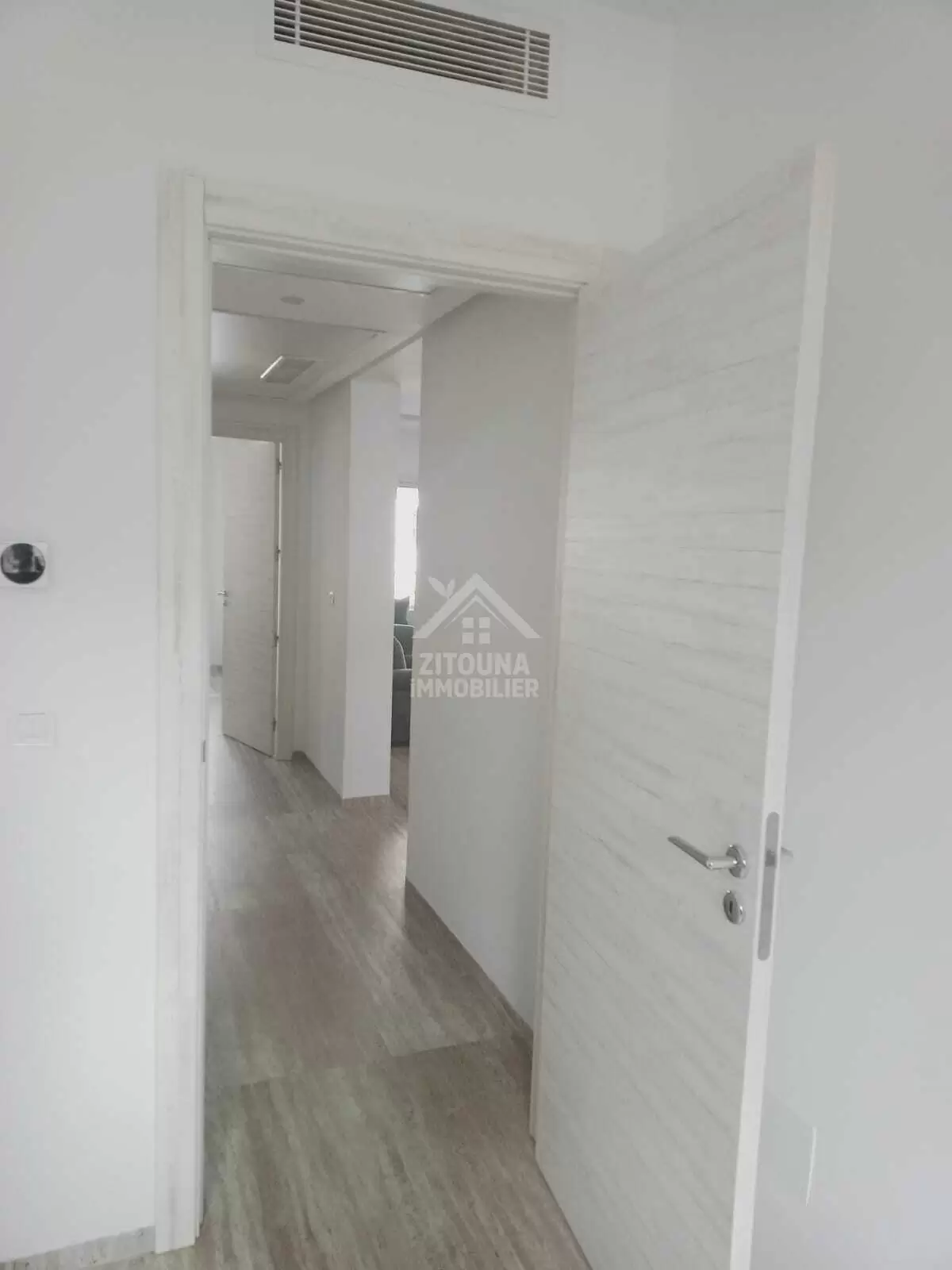 A louer un bel appartement s+2 à La Marsa Plage