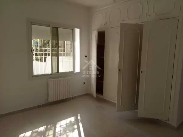 A louer un Rez de chaussée de villa à Sidi Abelaziz