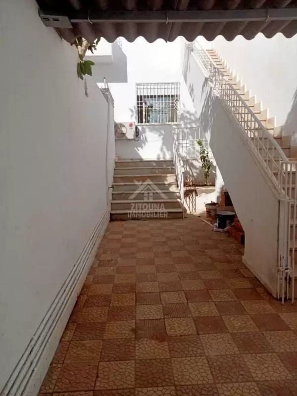 A louer un Rez de chaussée de villa à Sidi Abelaziz