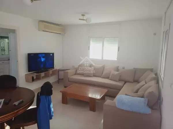 A louer un beau duplex meublé à la Marsa