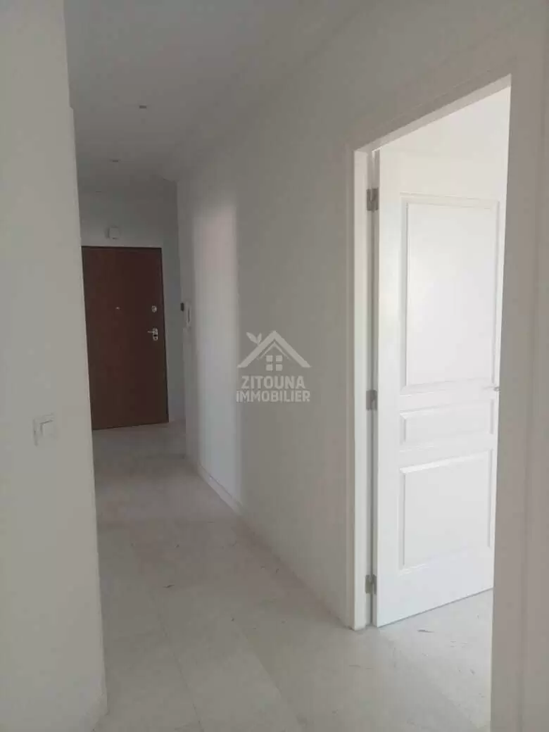 Un bel appartement à louer à la Marsa plage