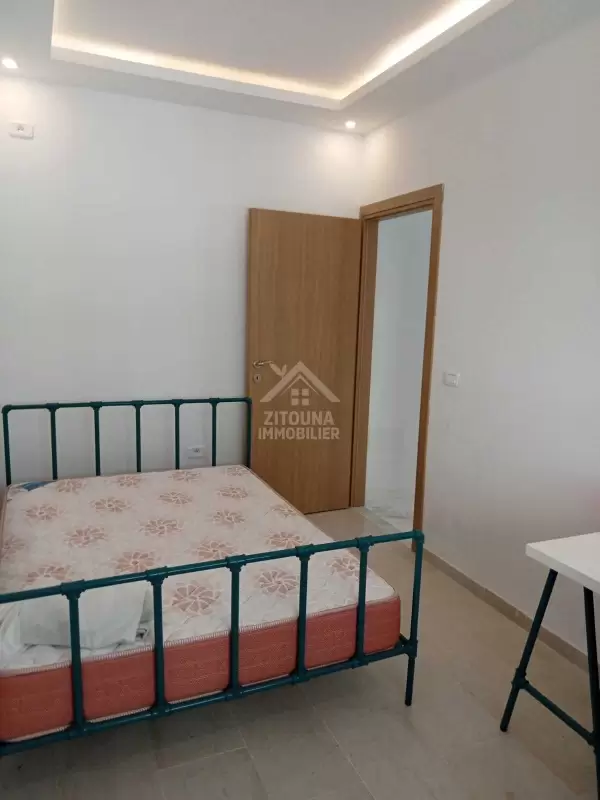 A louer un bel appartement S+3 à côté Lycée Gustave Flaubert
