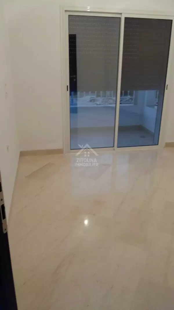 A Louer un bel appartement à Gammarth