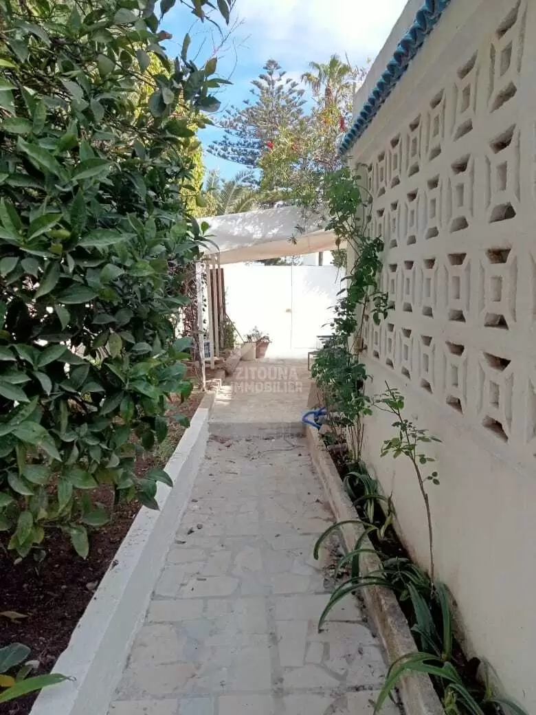 A louer une petite maisonnette à la Marsa Cube