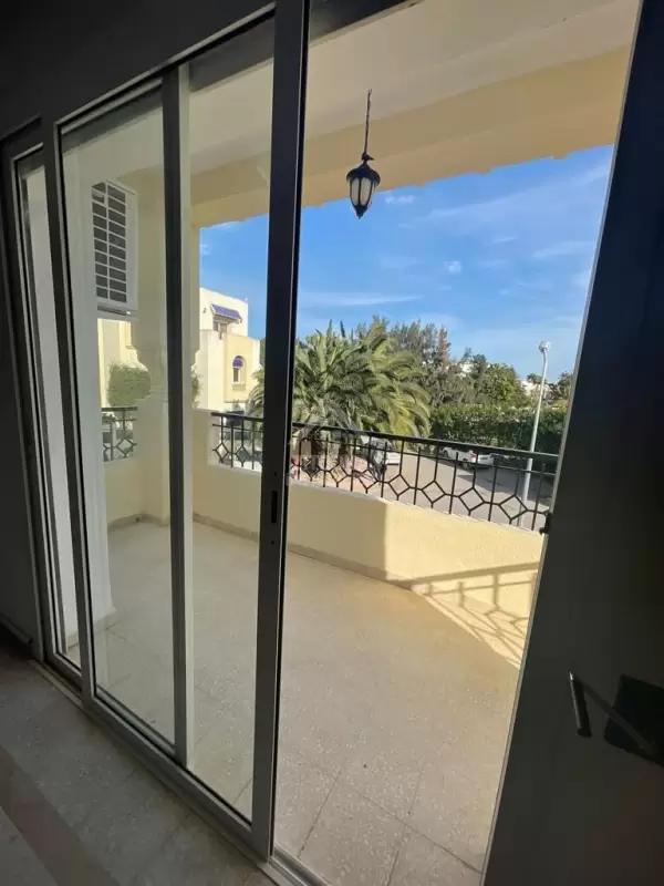Maison en Tiplex à vendre à la soukra