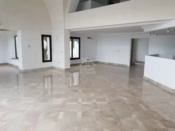 A vendre une villa neuve à gammarth