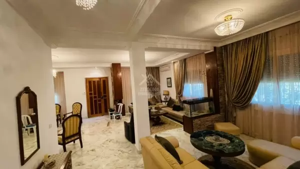 A vendre une belle villa à Raoued plage