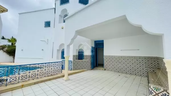 villa à louer à sidi bou said