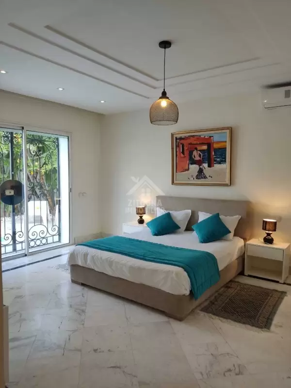 A louer un Rez de chaussée de villa avec piscine