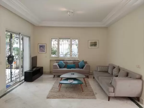 A louer un Rez de chaussée de villa avec piscine