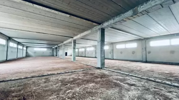 Un dépot de 7500m² à louer au sud de Mhamdia