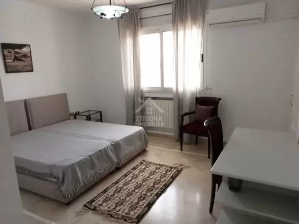 A louer un appartement S+3 à La Marsa Stade
