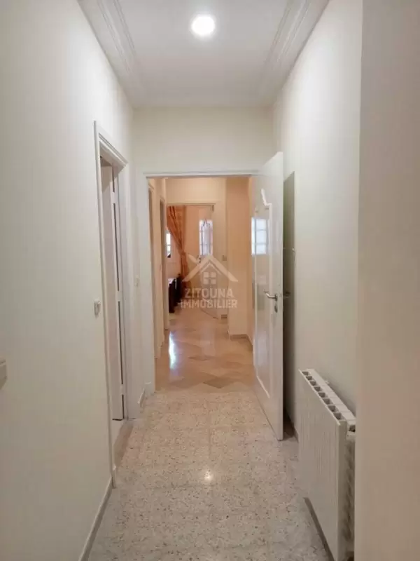 A louer un appartement à la Marsa plage vue mer