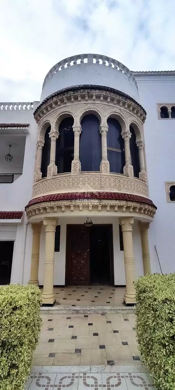 A Vendre une grande Villa à Bardo