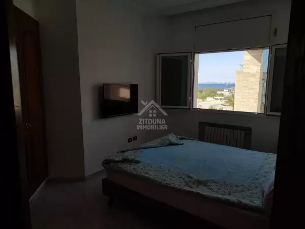 A louer un spacieux appartement S+3 aux berges du Lac 2