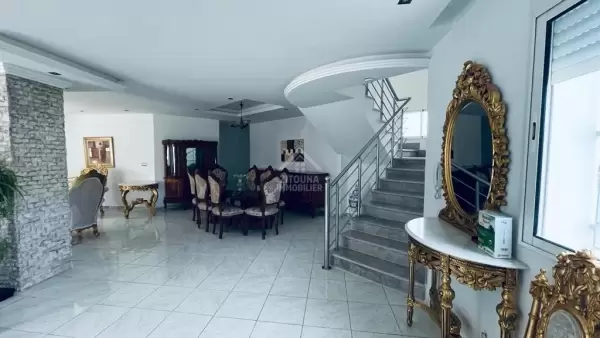 A Vendre une villa à Raoued plage
