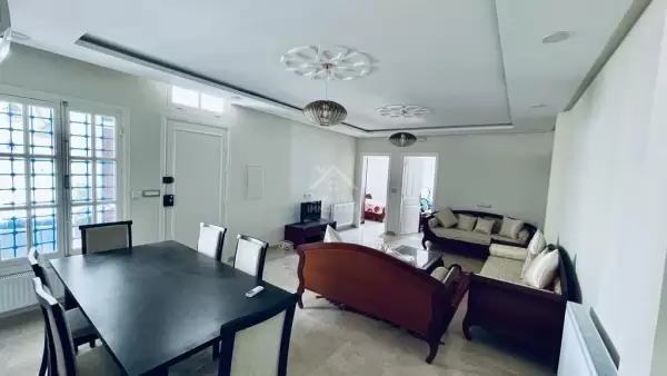 un appartement meublé vue sur mer à la Marsa Corniche