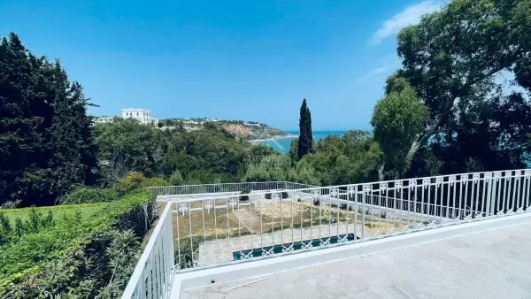 une superbe villa à louer à Carthage Présidence avec une vue Splendide