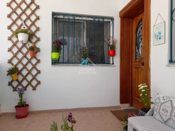 A louer un étage de villa à Carthage Amilcar