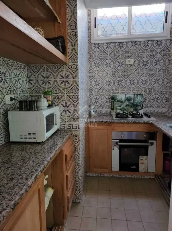 A Louer deux Studios meublés à Carthage Dermech