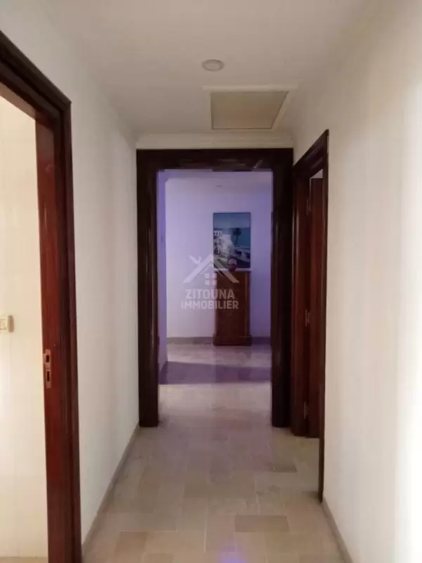 A Louer un bel appartement au berges du lac 1