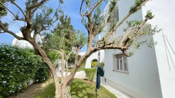 Villa avec piscine à louer à la Marsa