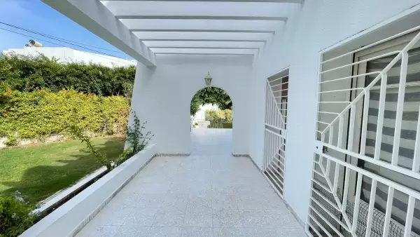Villa avec piscine à louer à la Marsa