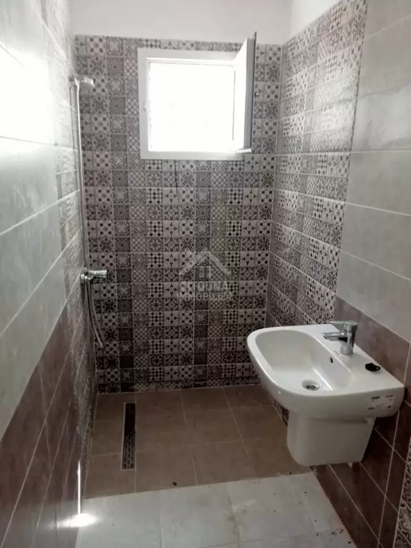 un Duplex totalement rénové à la Marsa