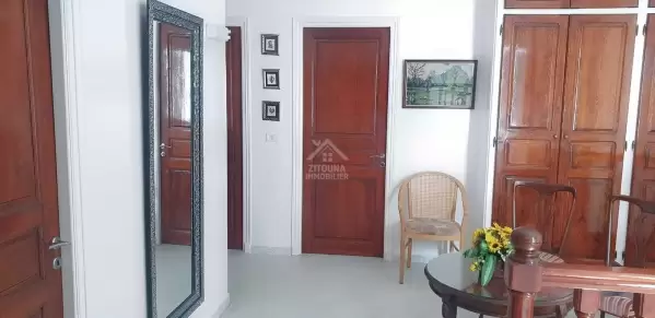 une maison à Vendre À Omrane Supérieur