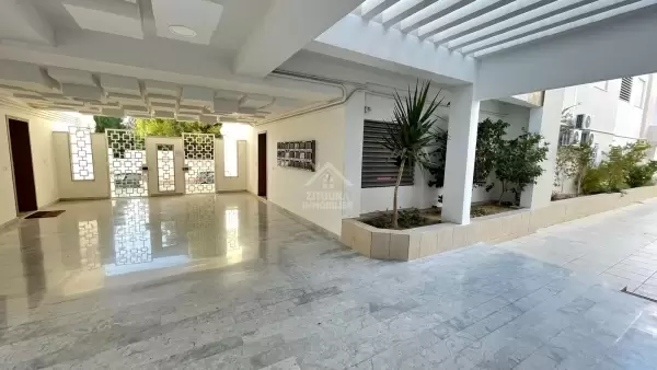 A Vendre un bel appartement spacieux à la Soukra