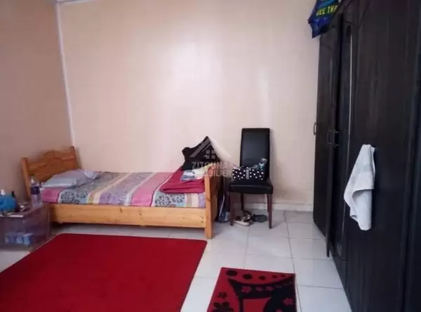 A Vendre une villa à cite ibn khaldoun