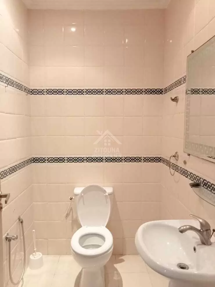 A louer une belle villa pied dans l'eau à marsa