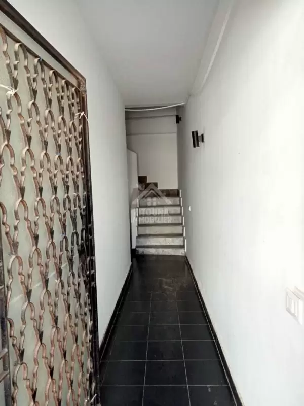 A Louer un appartement s+3 à la Marsa