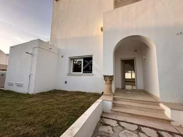 A louer une Villa S+3 à Gammarth Marina