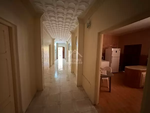 A VENDRE une Maison de campagne s+4 à Tabarka