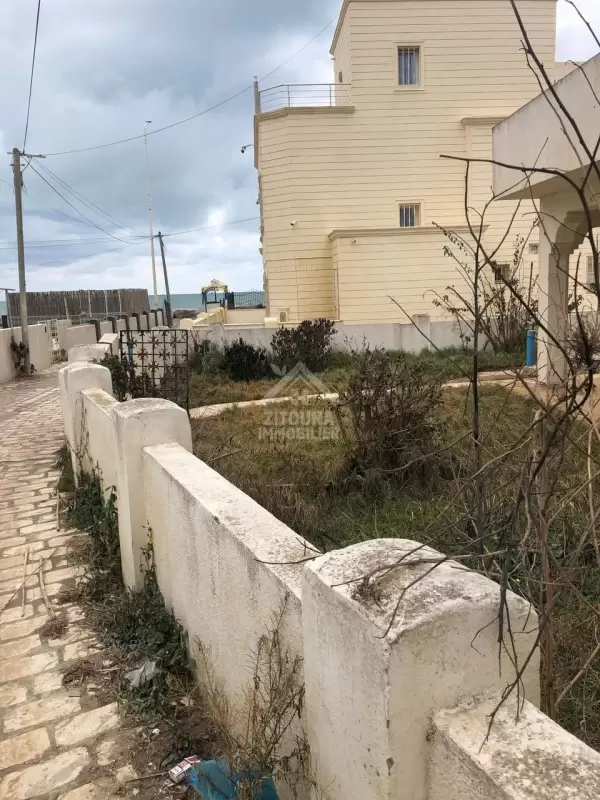 A VENDRE une maison à nabeul