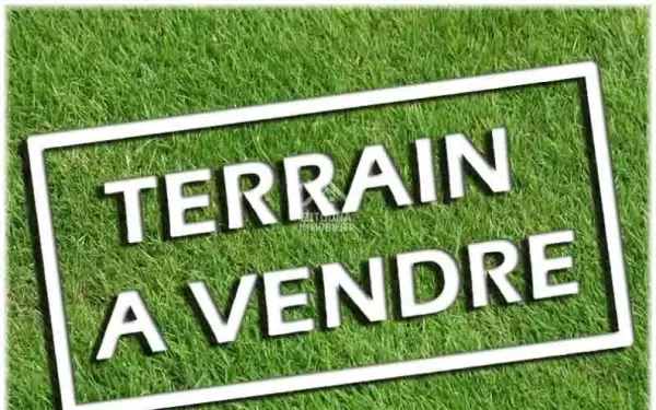 A vendre un terrain de 324 m² à Gammarth Foret