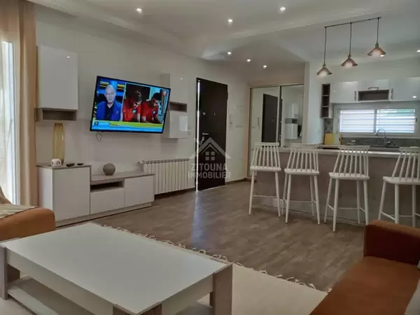 A louer un Bel appartement à sidi daoued avec un jardin