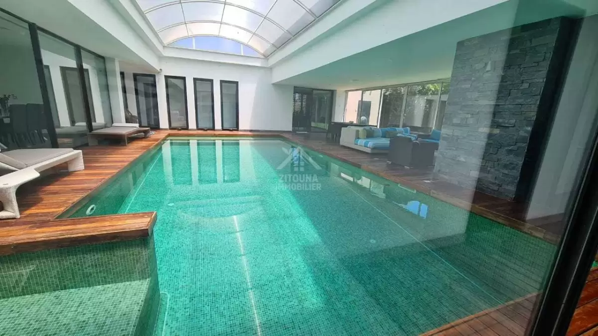 A vendre une villa de maitre à Hammamet Nord