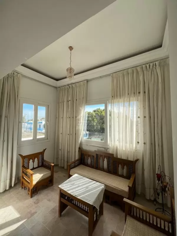A Louer un étage de villa à Carthage dermch