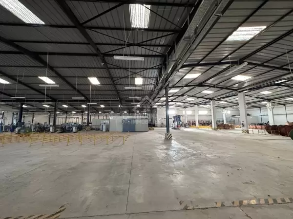 Un dépot de 4000 m² à louer à Nabeul